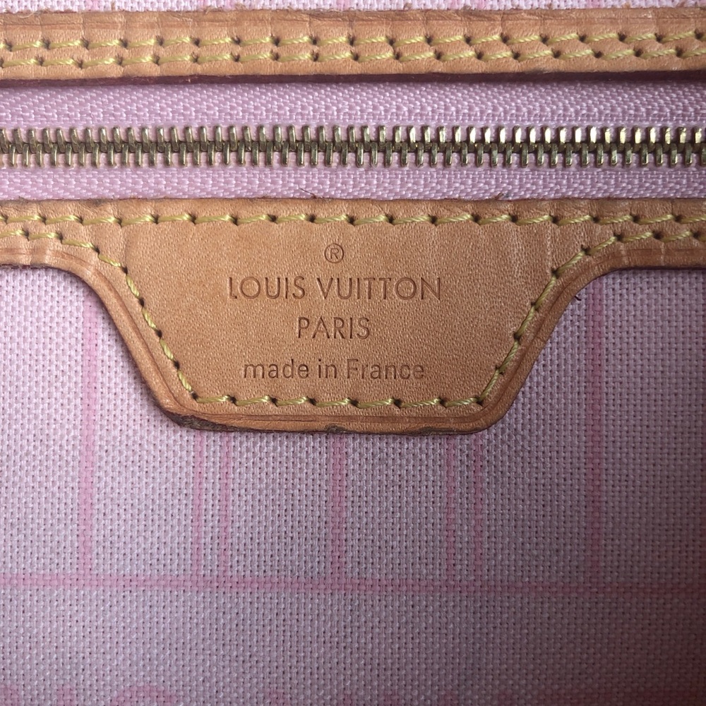 more photos of current neverfull listing